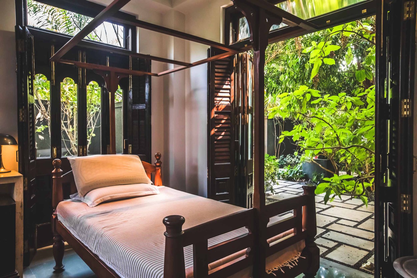 Hire A Villa — frame 05 by Sohail Joshi